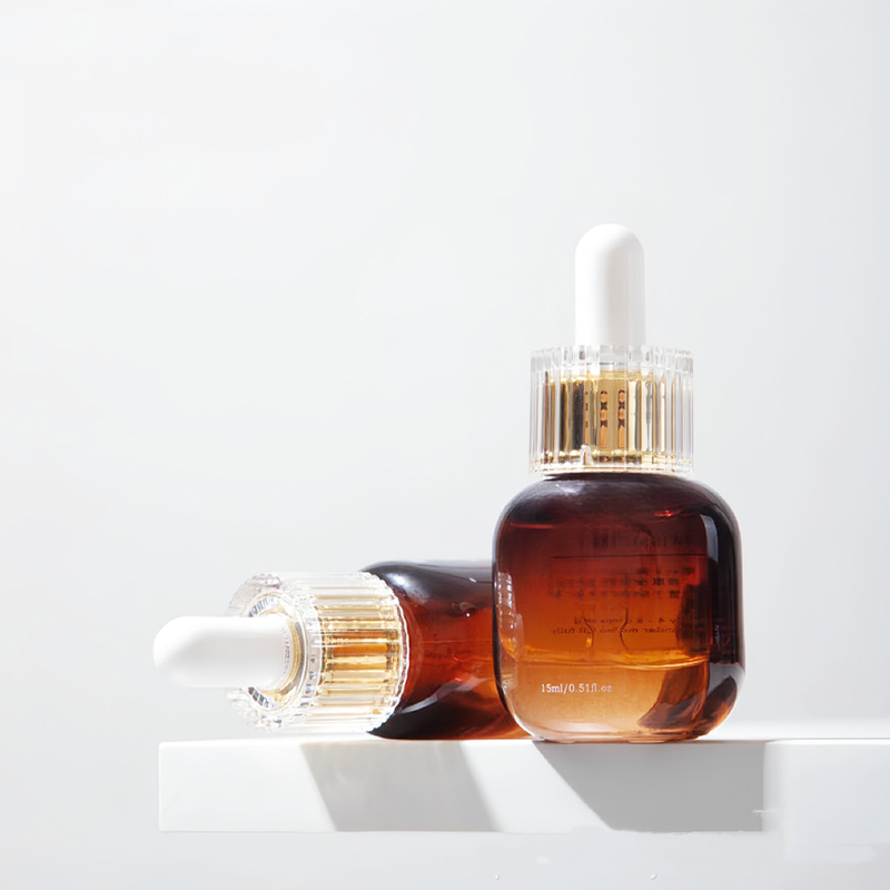 Flaconi contagocce in vetro nero ambrato per la cura della pelle personale Flaconi contagocce in vetro nero ambrato per la cura della pelle personale