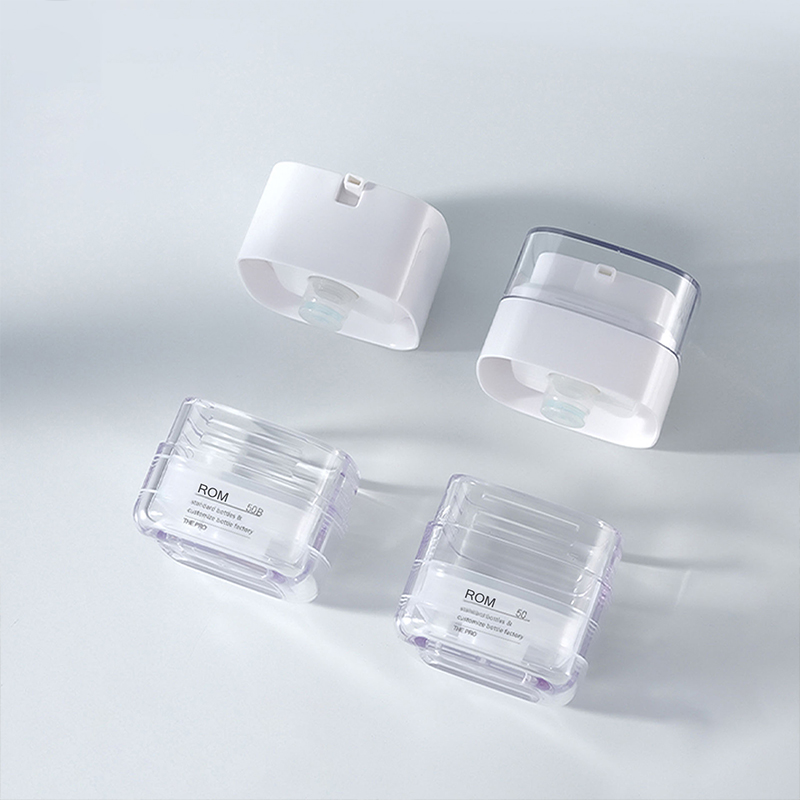 Vaso senz'aria per crema sbiancante cosmetica Vaso quadrato da 50 g Angoli quadrati tagliati Bottiglia di crema per il viso Vaso senza aria per crema viso per bambini da 30 g Vaso senz'aria per crema sbiancante cosmetica Vaso quadrato da 50 g Angoli quadrati tagliati Bottiglia di crema per il viso Vaso senza aria per crema viso per bambini da 30 g