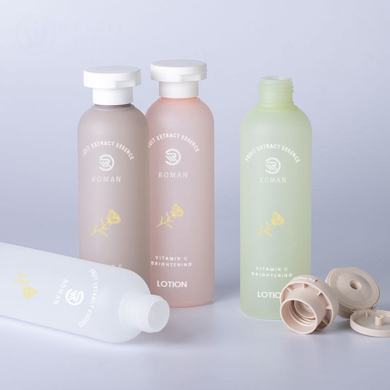 100ml 150ml 200ml 250ml Olio essenziale di rugiada pura Bottiglia opaca PET Flip Cover Prodotti per la cura della pelle Bottiglia Essenza Bottiglia di toner acqua 100ml 150ml 200ml 250ml Olio essenziale di rugiada pura Bottiglia opaca PET Flip Cover Prodotti per la cura della pelle Bottiglia Essenza Bottiglia di toner acqua