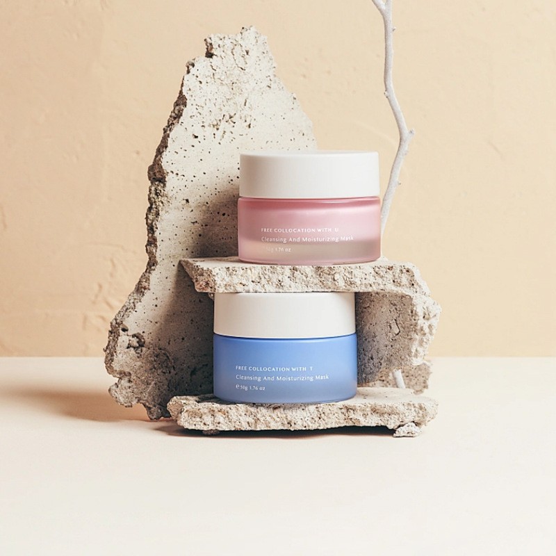 Confezione cosmetica classica in vasetto di crema in vetro rotondo per crema per il viso e crema per gli occhi Confezione cosmetica classica in vasetto di crema in vetro rotondo per crema per il viso e crema per gli occhi