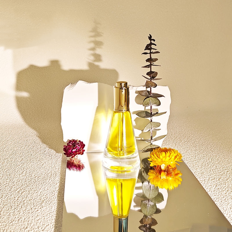 Flacone di olio essenziale con contagocce cosmetico in vetro conico Flacone di olio essenziale con contagocce cosmetico in vetro conico