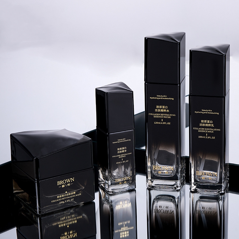 Barattolo per crema in vetro quadrato unico con design del coperchio rialzato per imballaggi cosmetici