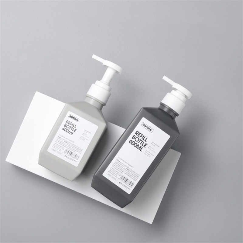 Bottiglie per lozione in plastica PE da 300 ml 400 ml 600 ml Bottiglie per shampoo Bottiglie per il lavaggio del corpo Lozione per il latte per il corpo per l'imballaggio dei cosmetici