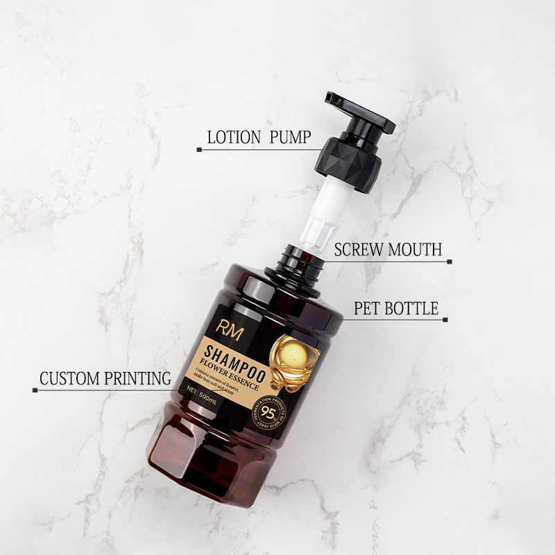 Bottiglia per pompa a petalo in plastica per animali domestici da 500 ml con pompa a vite Bottiglia per shampoo per hotel di alto valore per imballaggi per la cura personale Bottiglia per pompa a petalo in plastica per animali domestici da 500 ml con pompa a vite Bottiglia per shampoo per hotel di alto valore per imballaggi per la cura personale