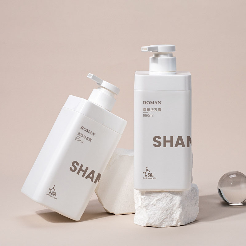 Nuovo design logo privato bianco opaco 650 ml quadrato vuoto HDPE plastica detersivo per bucato bottiglia liquida 1 litro per shampoo gel doccia Nuovo design logo privato bianco opaco 650 ml quadrato vuoto HDPE plastica detersivo per bucato bottiglia liquida 1 litro per shampoo gel doccia