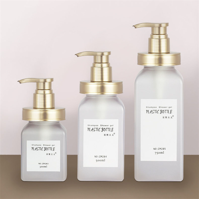 300ml 500ml 700ml Imballaggio cosmetico di lusso Superficie morbida smerigliata Tocco Spremere Lozione per il corpo Lavare Bottiglie di shampoo per hotel con pompa in oro rosa 300ml 500ml 700ml Imballaggio cosmetico di lusso Superficie morbida smerigliata Tocco Spremere Lozione per il corpo Lavare Bottiglie di shampoo per hotel con pompa in oro rosa