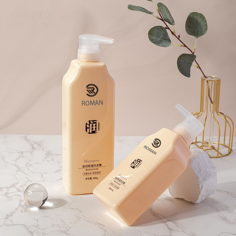 Pompa per lozione per il latte per il corpo in plastica gialla da 500ml 800ml Bottiglia per spremere shampoo per cosmetici in plastica PET con sensazione morbida al tatto