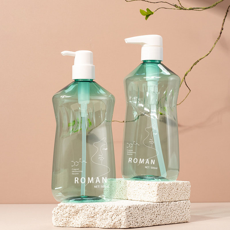 Bottiglia vuota per lozione in plastica PET a vita sottile da 500 ml. Bottiglia di shampoo verde trasparente carina e innovativa con pompa per lozione