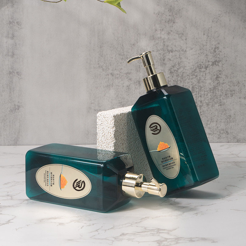 Etichetta privata PET plastica verde scuro cura della pelle idratante lozione per il corpo cura dei capelli shampoo contenitore per bottiglie da 550 ml Etichetta privata PET plastica verde scuro cura della pelle idratante lozione per il corpo cura dei capelli shampoo contenitore per bottiglie da 550 ml