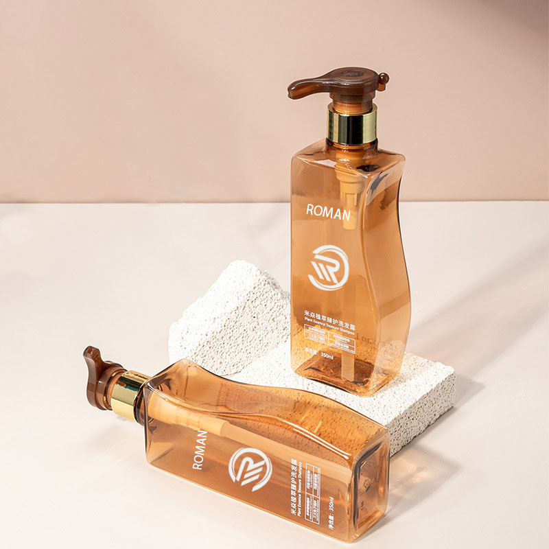 Affidabile bottiglia vuota per lozione per il corpo in plastica ambrata a forma di curva da 350 ml 500 ml con pompa per la cura dei capelli, shampoo, balsamo o crema per il viso Affidabile bottiglia vuota per lozione per il corpo in plastica ambrata a forma di curva da 350 ml 500 ml con pompa per la cura dei capelli, shampoo, balsamo o crema per il viso